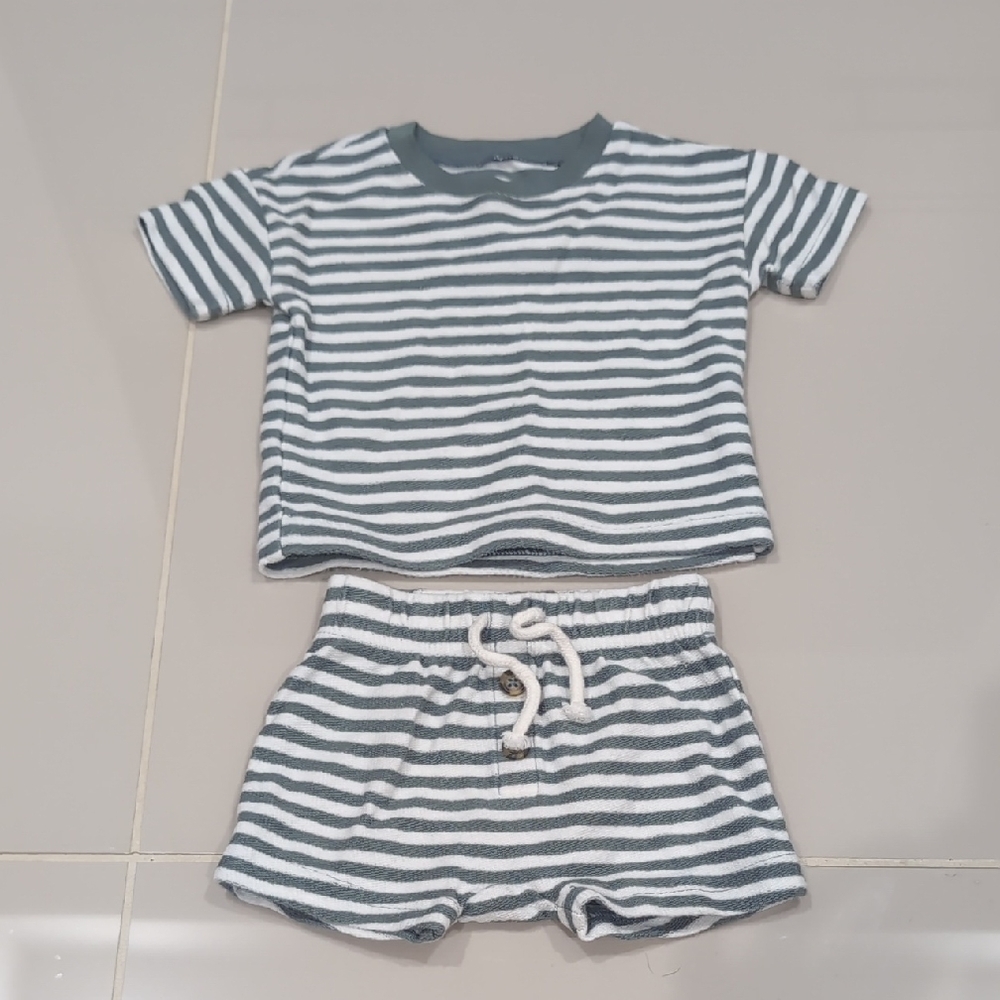 Carter's Green and White Striped Set